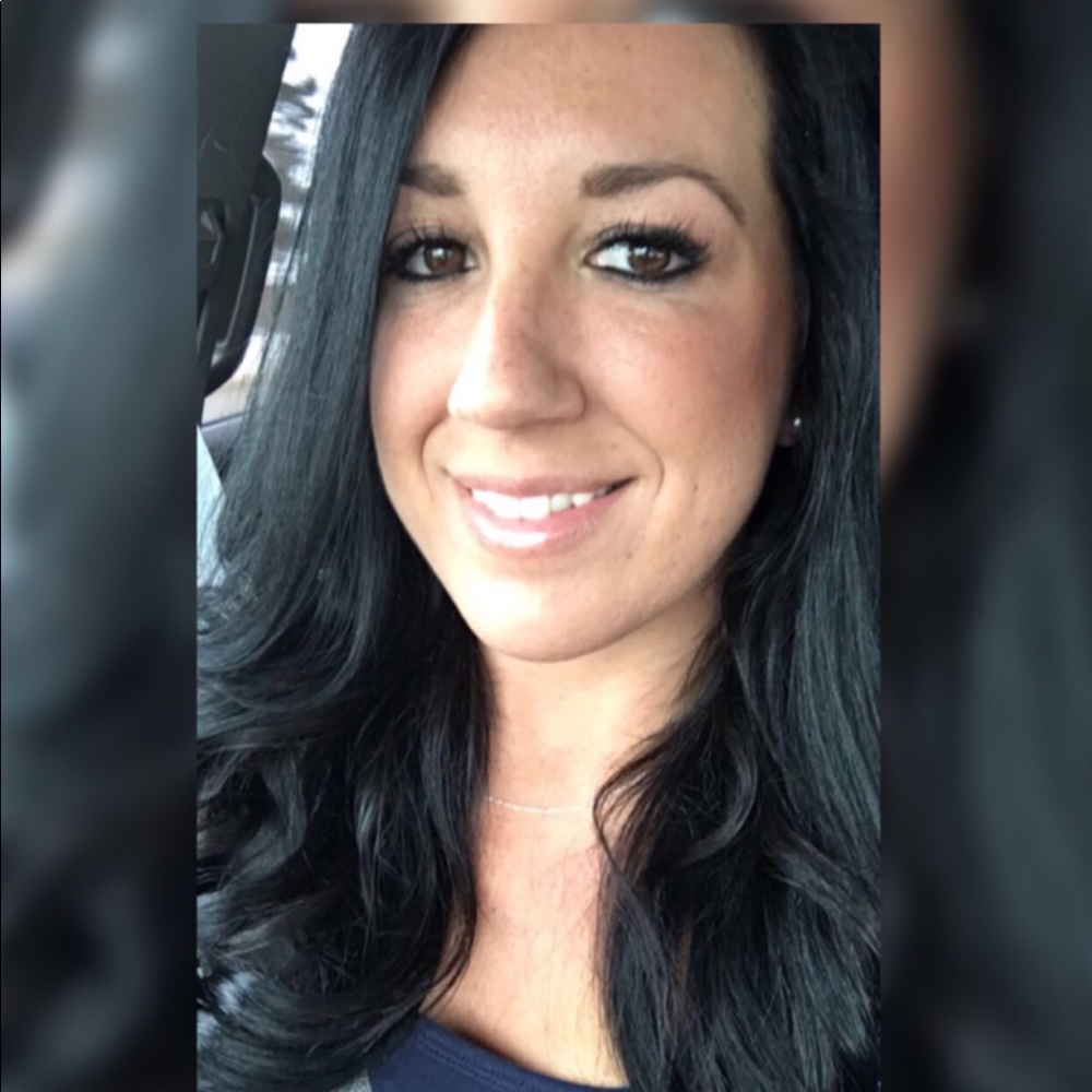 Meet your Posher, Ashley